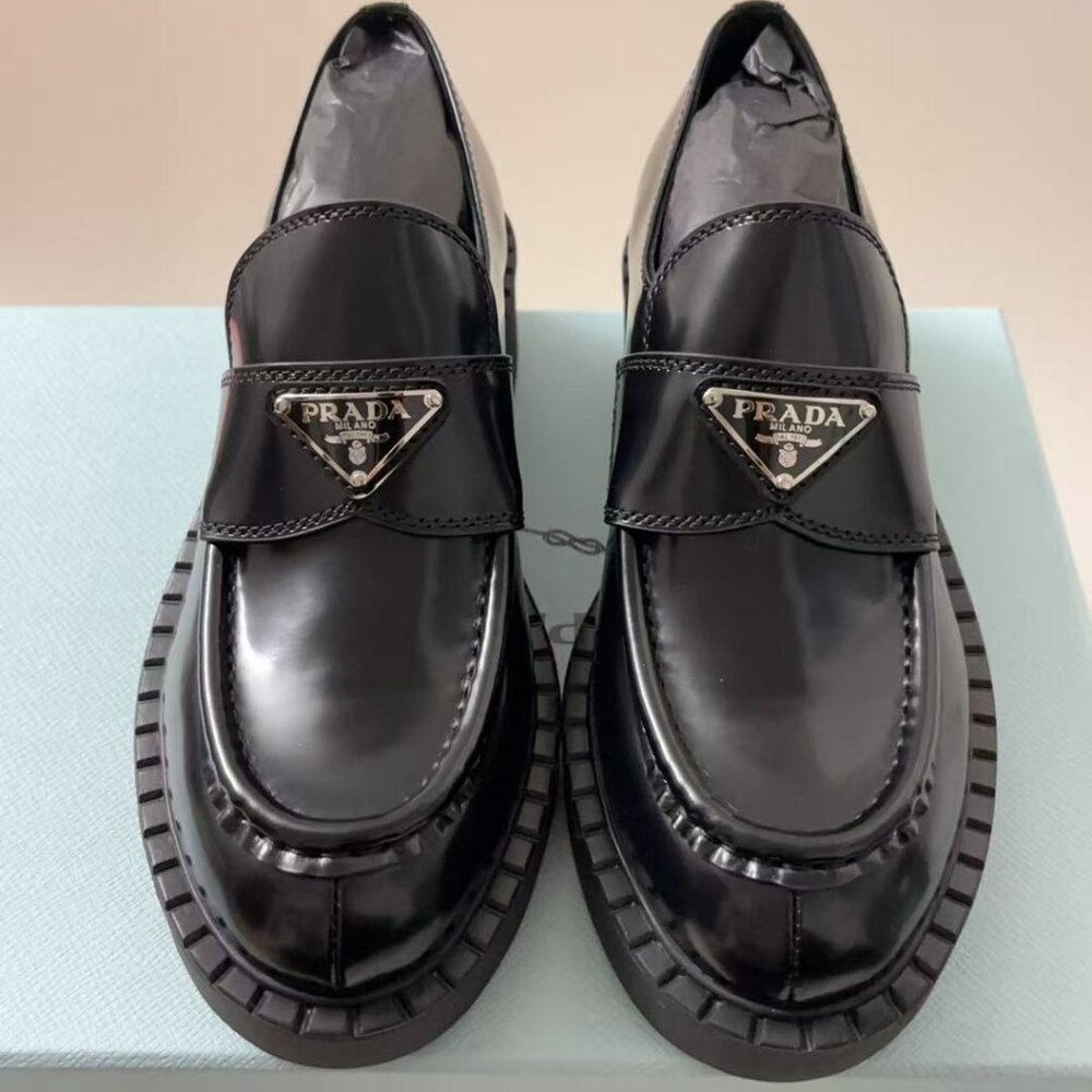 PRADA Chocolate Brushed Leather Loafer Black Size 38